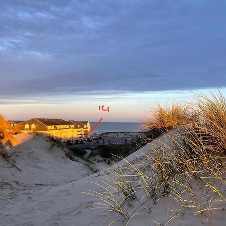 Studio Entre Mer Et Dunes Avec Balcon Vue Laterale Mer 50M Plage Pour 3 Pers Wifi Menage Compris Fort-Mahon-Plage Exterior photo