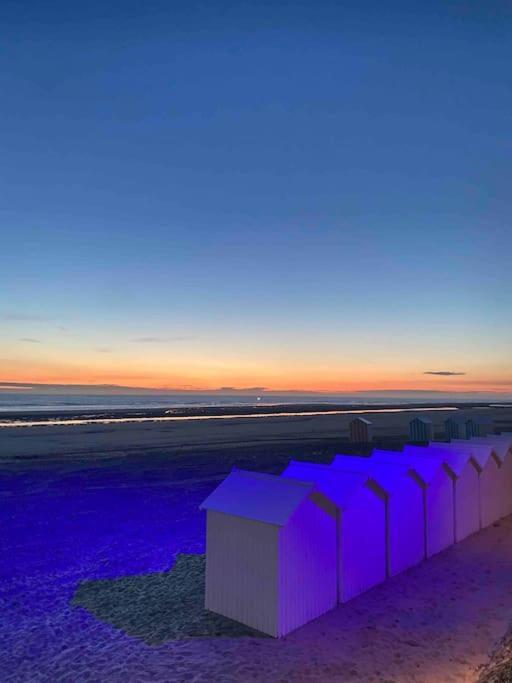 Studio Entre Mer Et Dunes Avec Balcon Vue Laterale Mer 50M Plage Pour 3 Pers Wifi Menage Compris Fort-Mahon-Plage Exterior photo